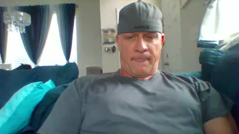 Snapshot of hotyummycock69 chatting on 10, 9, 2025 hotyummycock69 online show from 10, 9, 2025