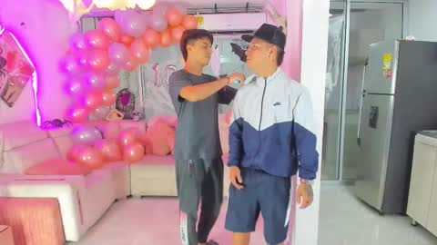 Snapshot of houseofwarrios chatting on 29, 10, 2025 we are Harry Jersi pablo and our mod talco online show from 29, 10, 2025