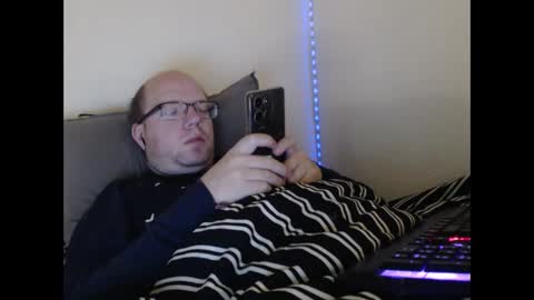 Snapshot of hoyboydkk chatting on 24, 4, 2026 Christian online show from 24, 4, 2026