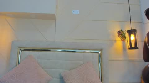 Snapshot of huddah_cam chatting on 10, 3, 2025 huddah online show from 10, 3, 2025