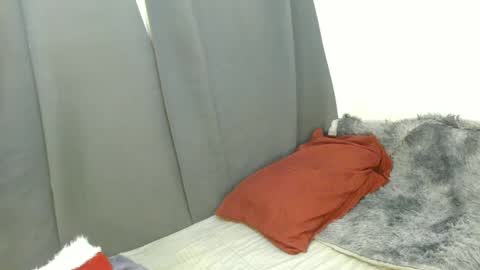 Snapshot of hugecock_caraxx chatting on 6, 12, 2024 Cara online show from 6, 12, 2024