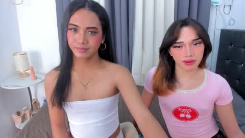 Snapshot of hugecock_pretty123 chatting on 27, 5, 2026 hugecock_pretty123 online show from 27, 5, 2026