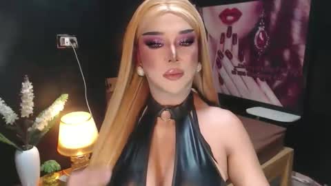 Christine online show from 5, 4, 2026