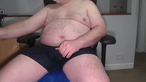 Snapshot of huggie_bear69 chatting on 23, 2, 2025 Huggie Bear online show from 23, 2, 2025