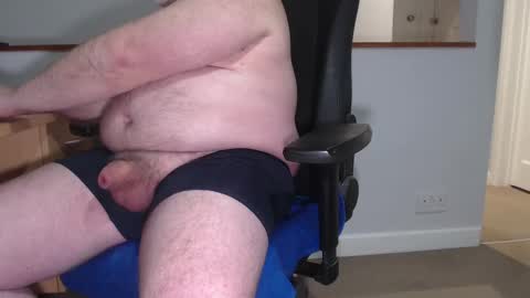 Snapshot of huggie_bear69 chatting on 26, 2, 2025 Huggie Bear online show from 26, 2, 2025