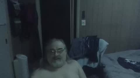 lonely huggy bear online show from 15, 4, 2026