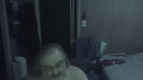 lonely huggy bear online show from 24, 4, 2026