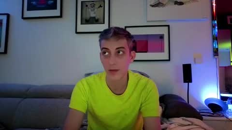 Hugo online show from 2, 2, 2025