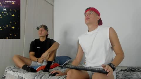 Snapshot of hugosan2 chatting on 2, 12, 2024 Hugo online show from 2, 12, 2024