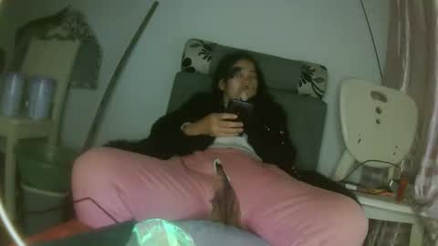 hujiajia520321431 online show from 9, 1, 2026