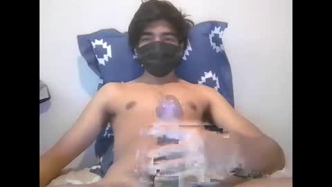 hulkyking1812000 online show from 13, 1, 2026