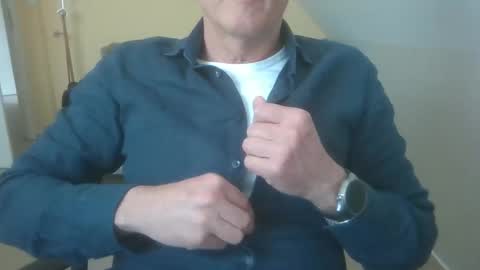 hundeleine online show from 1, 4, 2026