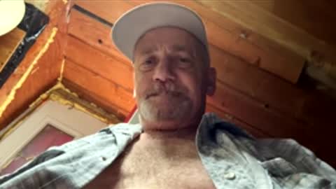 Snapshot of hung34u chatting on 7, 6, 2026 hung34u online show from 7, 6, 2026
