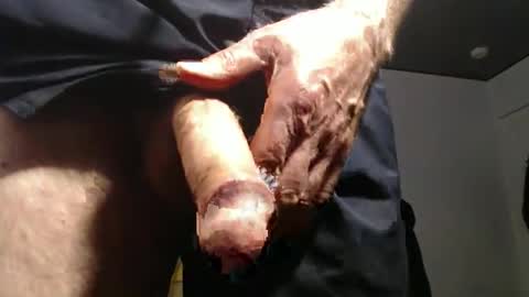 Big uncut cock dripping online show from 16, 4, 2026