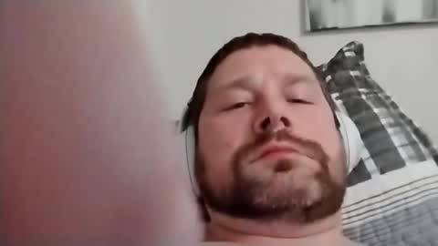 Snapshot of hungguy288889 chatting on 1, 3, 2025 hungguy288889 online show from 1, 3, 2025