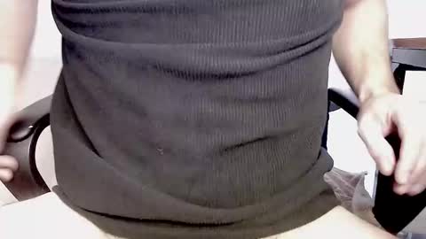 Snapshot of hungnuncutboy chatting on 7, 2, 2025 hungnuncutboy online show from 7, 2, 2025