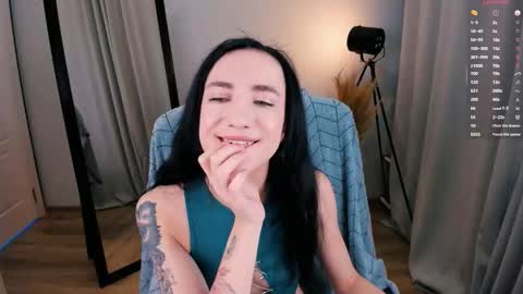 Snapshot of hungry_kitty66 chatting on 26, 11, 2025 Kitty online show from 26, 11, 2025