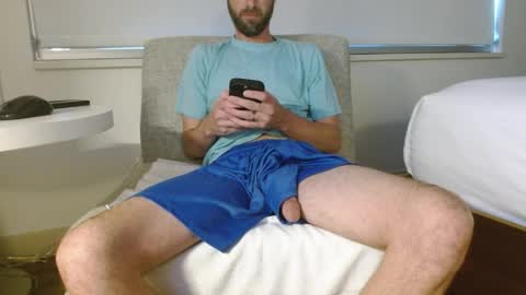 Snapshot of hungslim8inch chatting on 14, 5, 2026 King Hungslim online show from 14, 5, 2026