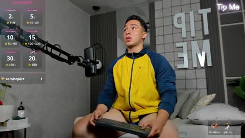 hunk_ryan online show from 23, 12, 2024