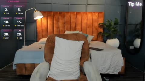 hunk_ryan online show from 30, 1, 2025