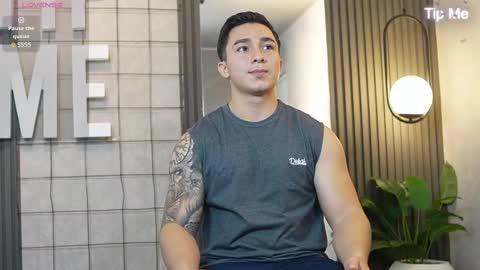 hunk_ryan online show from 28, 2, 2025