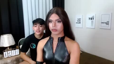 Snapshot of hunk_tmac chatting on 23, 12, 2024 hunk_tmac online show from 23, 12, 2024