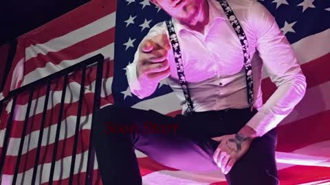 Snapshot of hunkytime chatting on 5, 6, 2026 I AM NOT A DIRECTOR I AM THE BOSS KINGDADDYSIRSTR8ALPHAMASTER online show from 5, 6, 2026