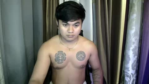 hunkyzeus online show from 28, 6, 2026