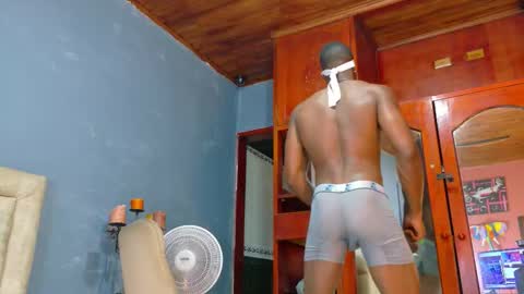 Hunter  online show from 26, 11, 2025