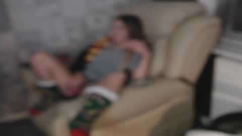 Snapshot of hunterandesme chatting on 4, 10, 2025 HunterandEsme online show from 4, 10, 2025