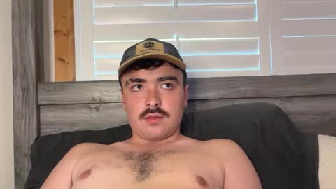 Snapshot of hunterbentleyy chatting on 24, 9, 2025 Hunter online show from 24, 9, 2025