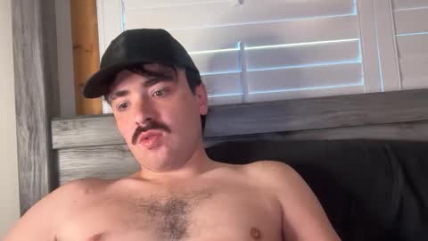 Snapshot of hunterbentleyy chatting on 4, 11, 2025 Hunter online show from 4, 11, 2025