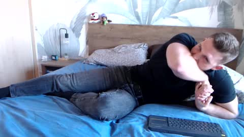 Hunter Bridges online show from 1, 2, 2025