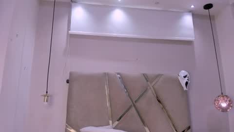 Snapshot of hunterheat_ chatting on 22, 10, 2025 hunterheat_ online show from 22, 10, 2025