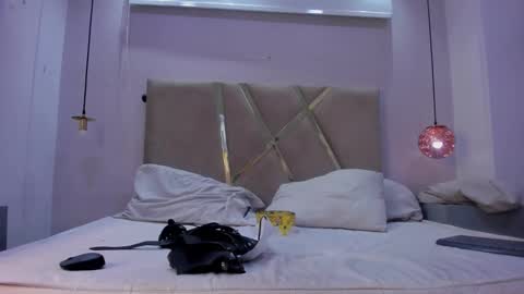 Snapshot of hunterheat_ chatting on 25, 10, 2025 hunterheat_ online show from 25, 10, 2025