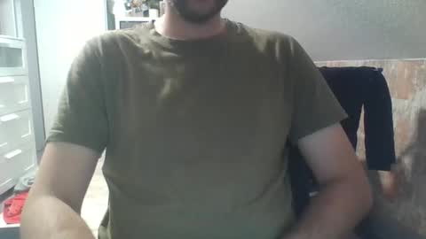 Snapshot of hunting_007 chatting on 3, 5, 2026 hunting_007 online show from 3, 5, 2026