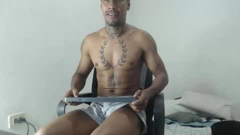 Snapshot of hunting_blondes chatting on 20, 3, 2026 hunting_blondes online show from 20, 3, 2026