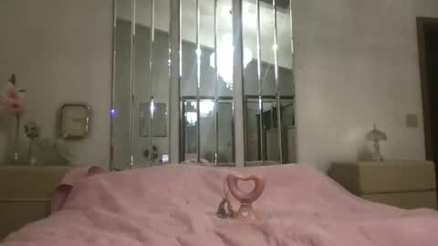 Goddess Hunyy online show from 27, 10, 2025