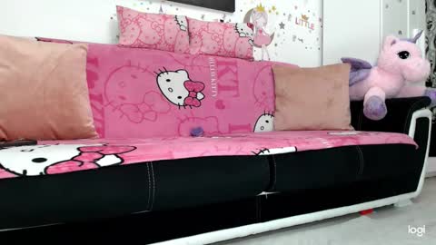 Kayla online show from 12, 10, 2025