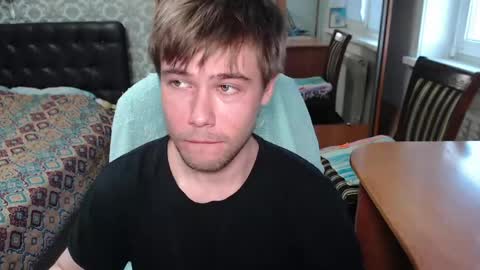 Tom online show from 3, 5, 2026