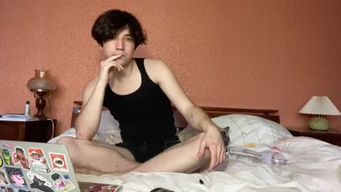 Snapshot of hypomania2 chatting on 26, 1, 2025 hypomania online show from 26, 1, 2025