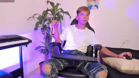 Son Hyunjin online show from 16, 12, 2025