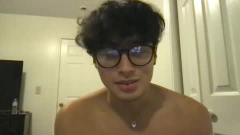 hyunluv online show from 29, 9, 2025