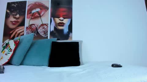 The Dolls online show from 19, 11, 2025