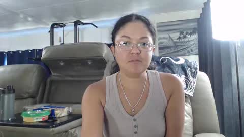 Snapshot of i_fetishize_u chatting on 29, 5, 2026 ShortStuff online show from 29, 5, 2026