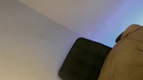 Snapshot of i_love_eula chatting on 12, 1, 2025 cant get you out of my head online show from 12, 1, 2025