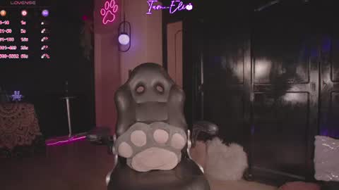 Snapshot of iam_eli chatting on 15, 6, 2026 online show from 15, 6, 2026