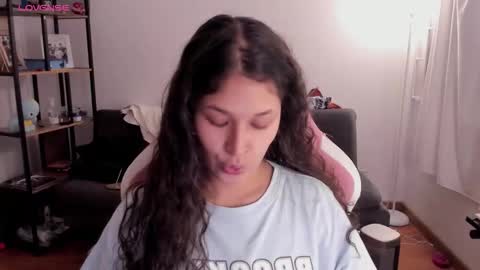 On instagram Imm  NikkiHelp me reach 100 likes online show from 14, 12, 2025