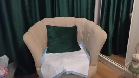 Scarllet online show from 3, 2, 2026