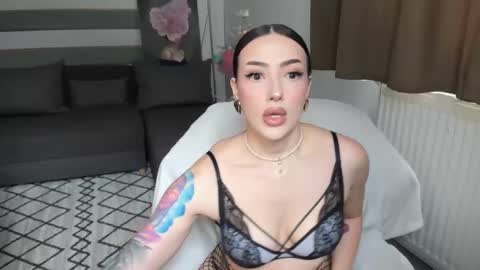 Baby Gal online show from 27, 3, 2026